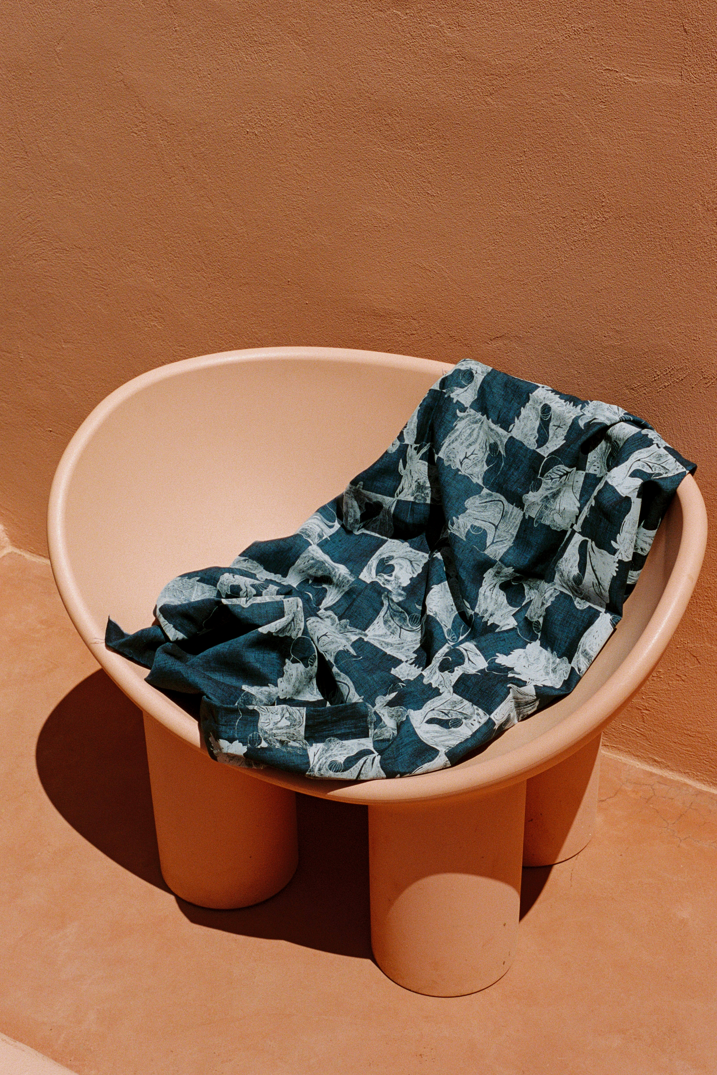 Rousseau Tablecloth, Dark Blue