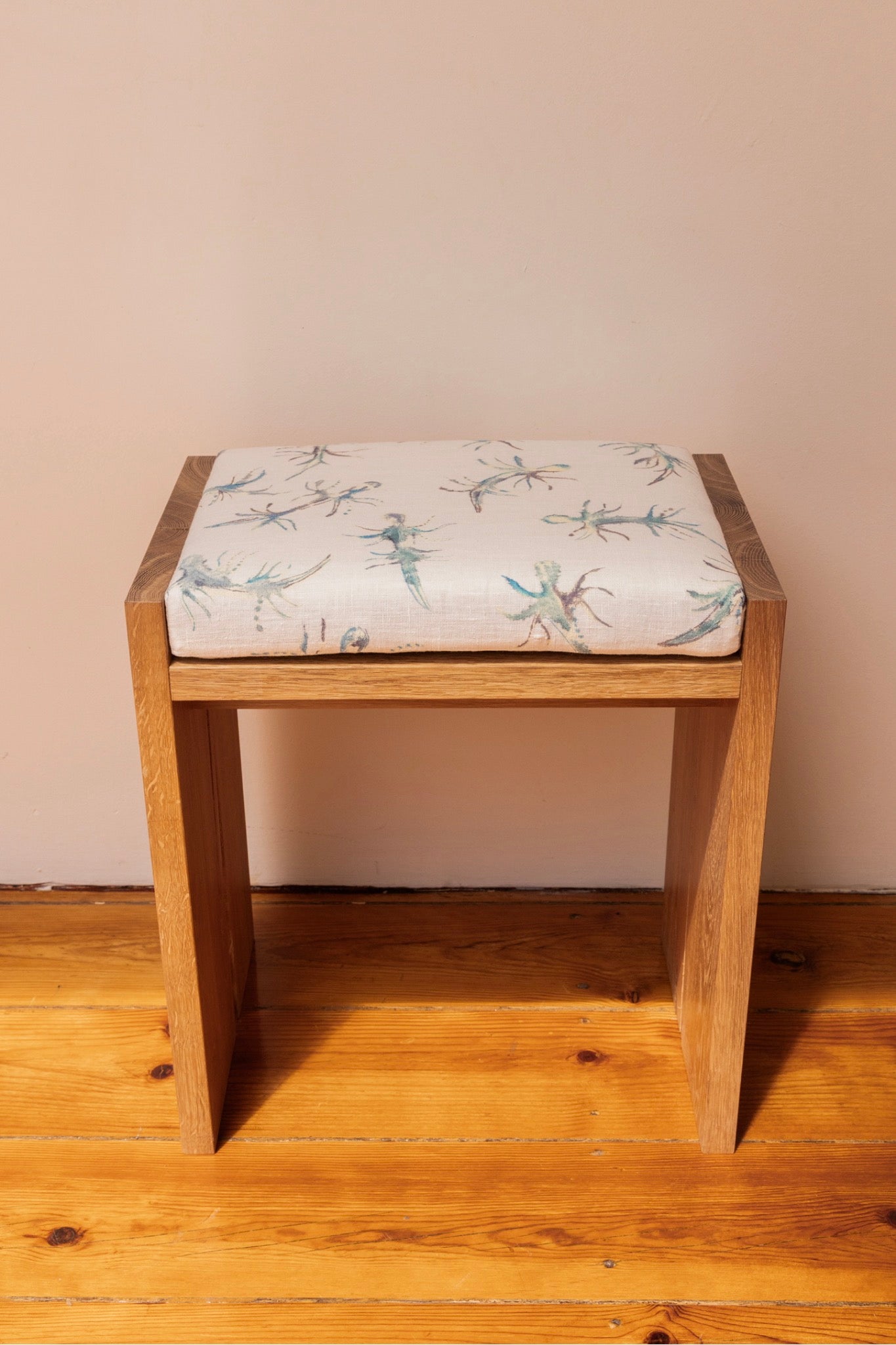 Studio Stool