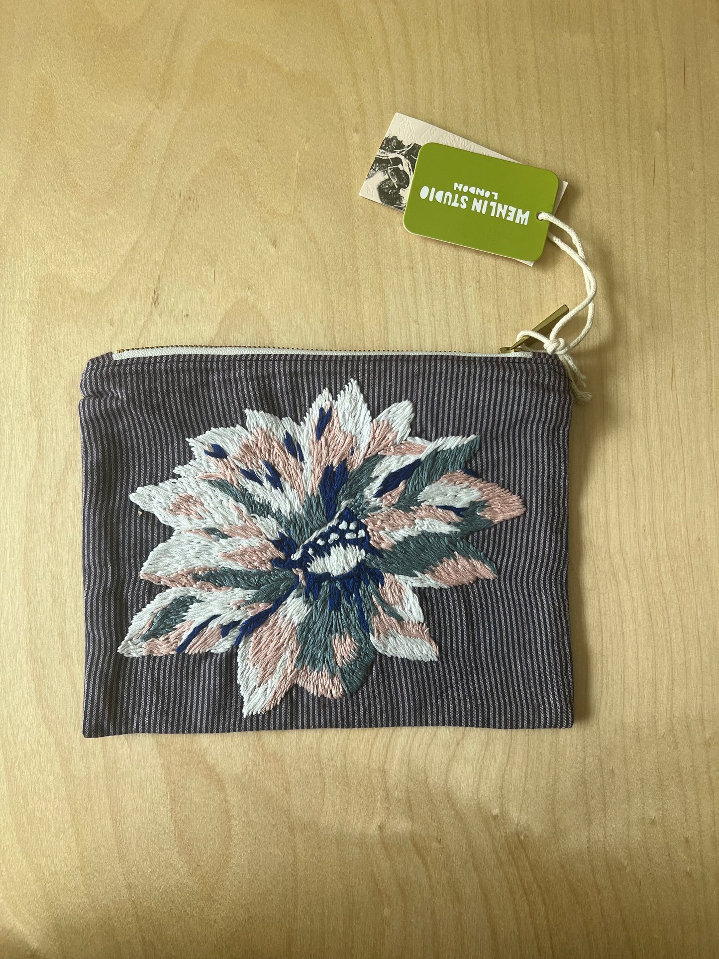 Pouch bag