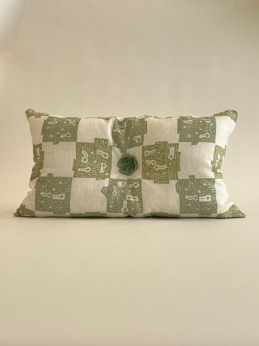 Clover Cushion in Green