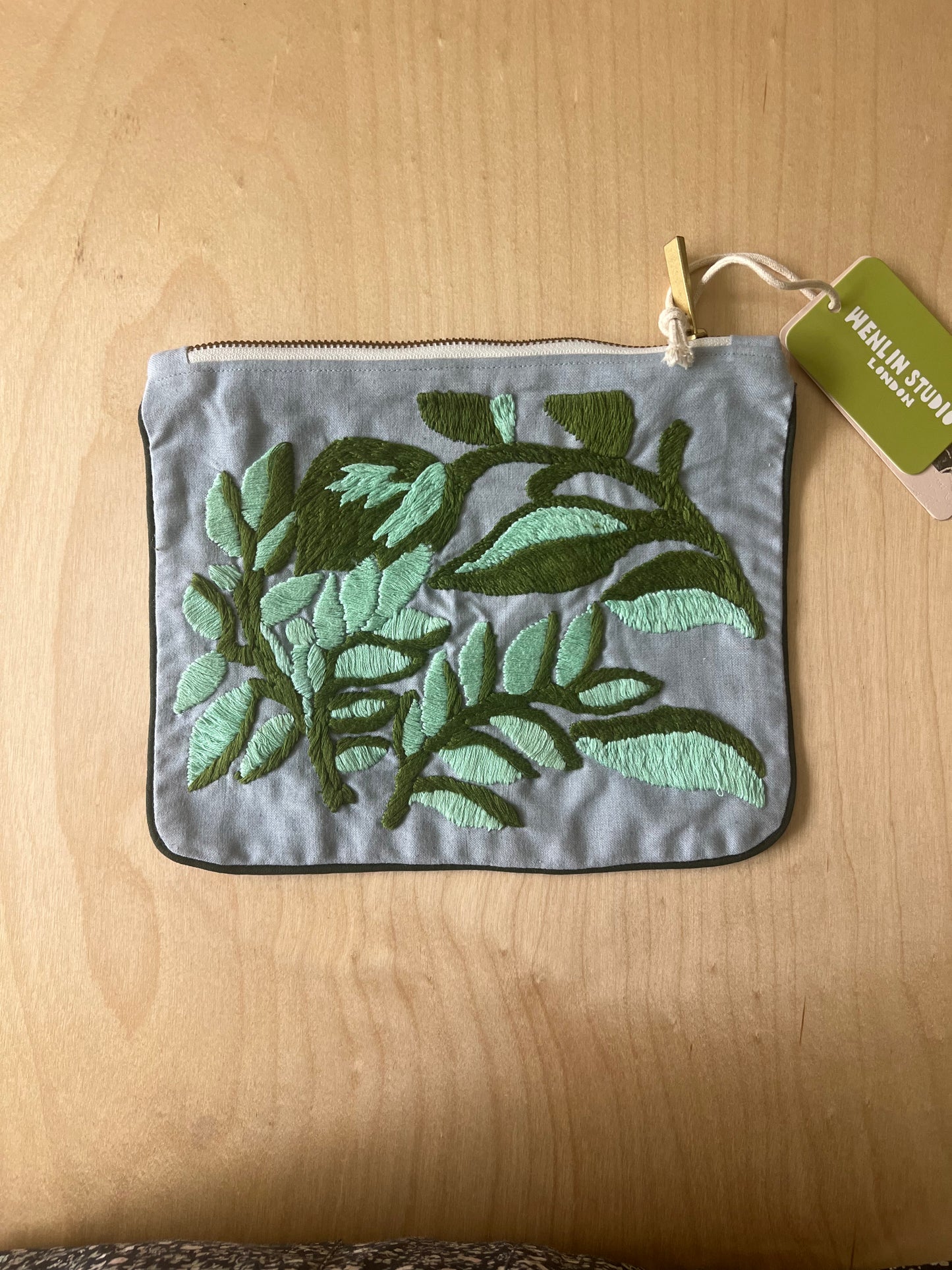 Pouch bag