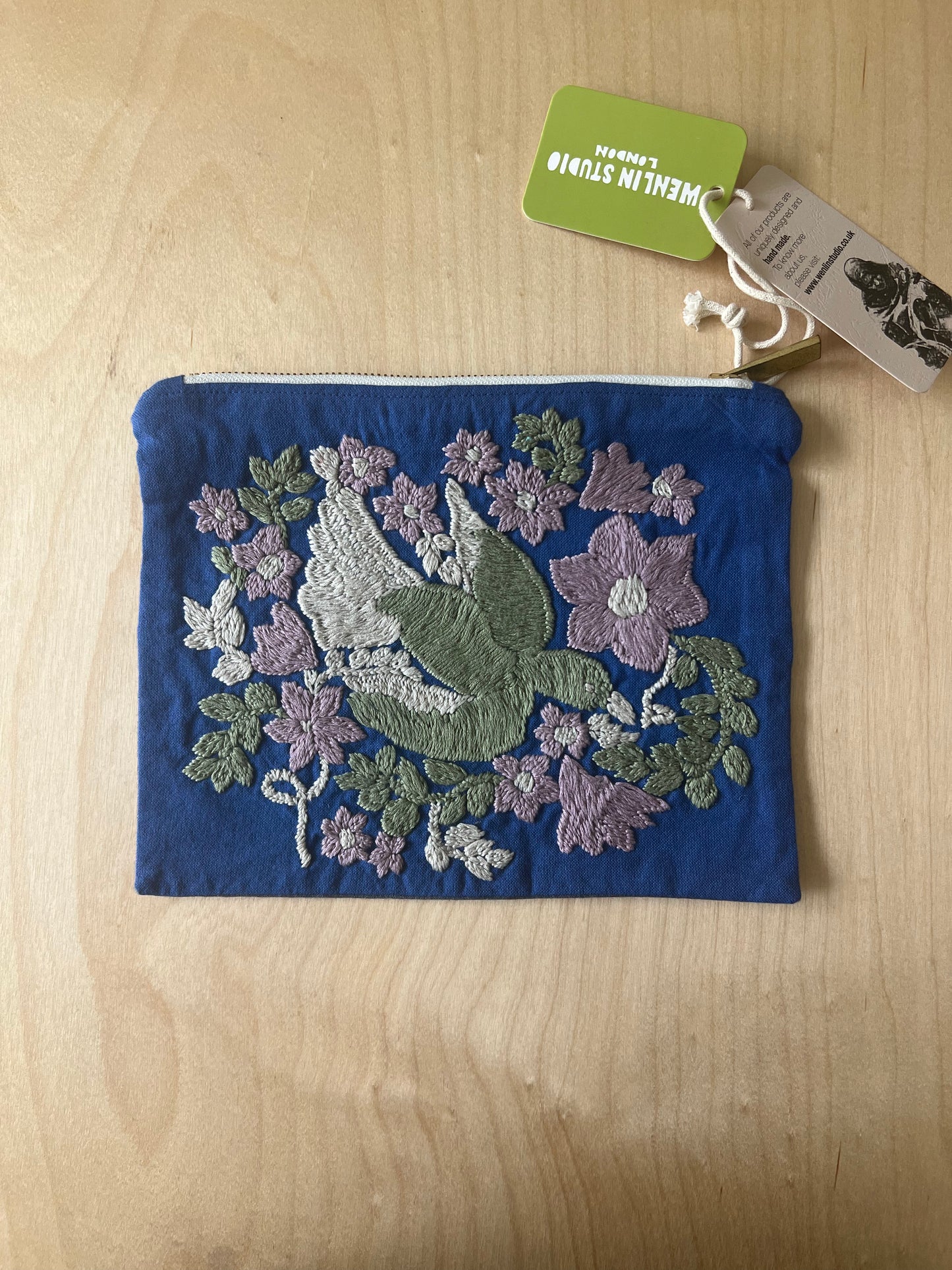Pouch bag
