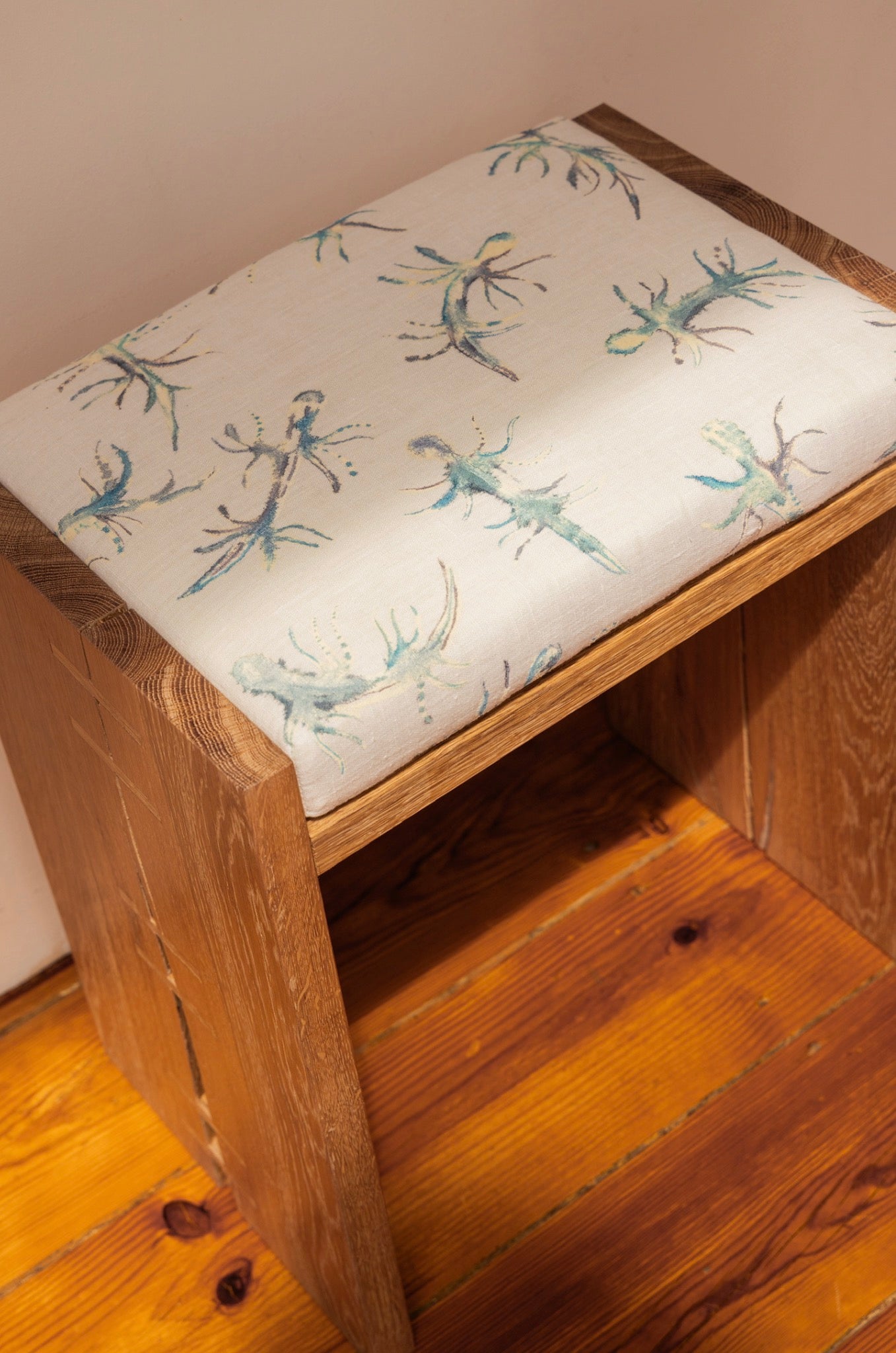 Studio Stool