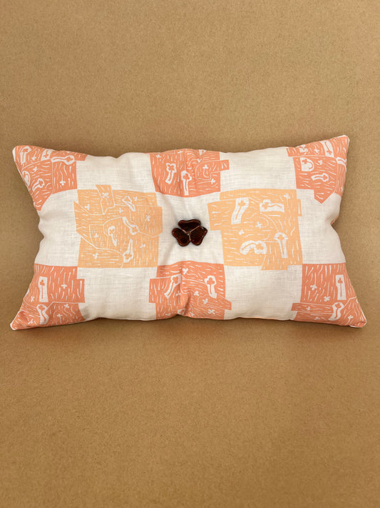 Clover Cushion Peach