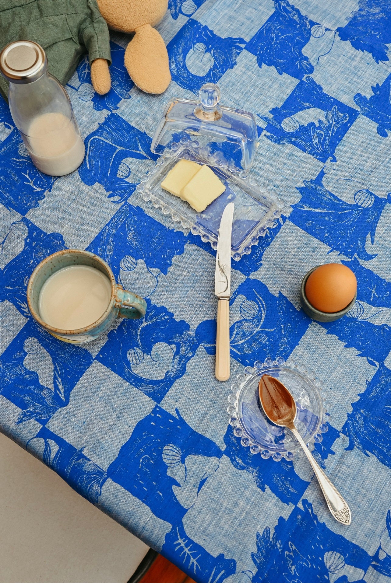 Rousseau tablecloth blue