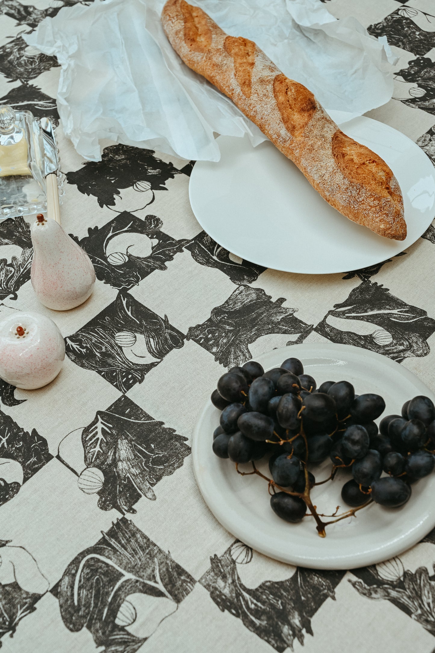 Rousseau Tablecloth, Graphite