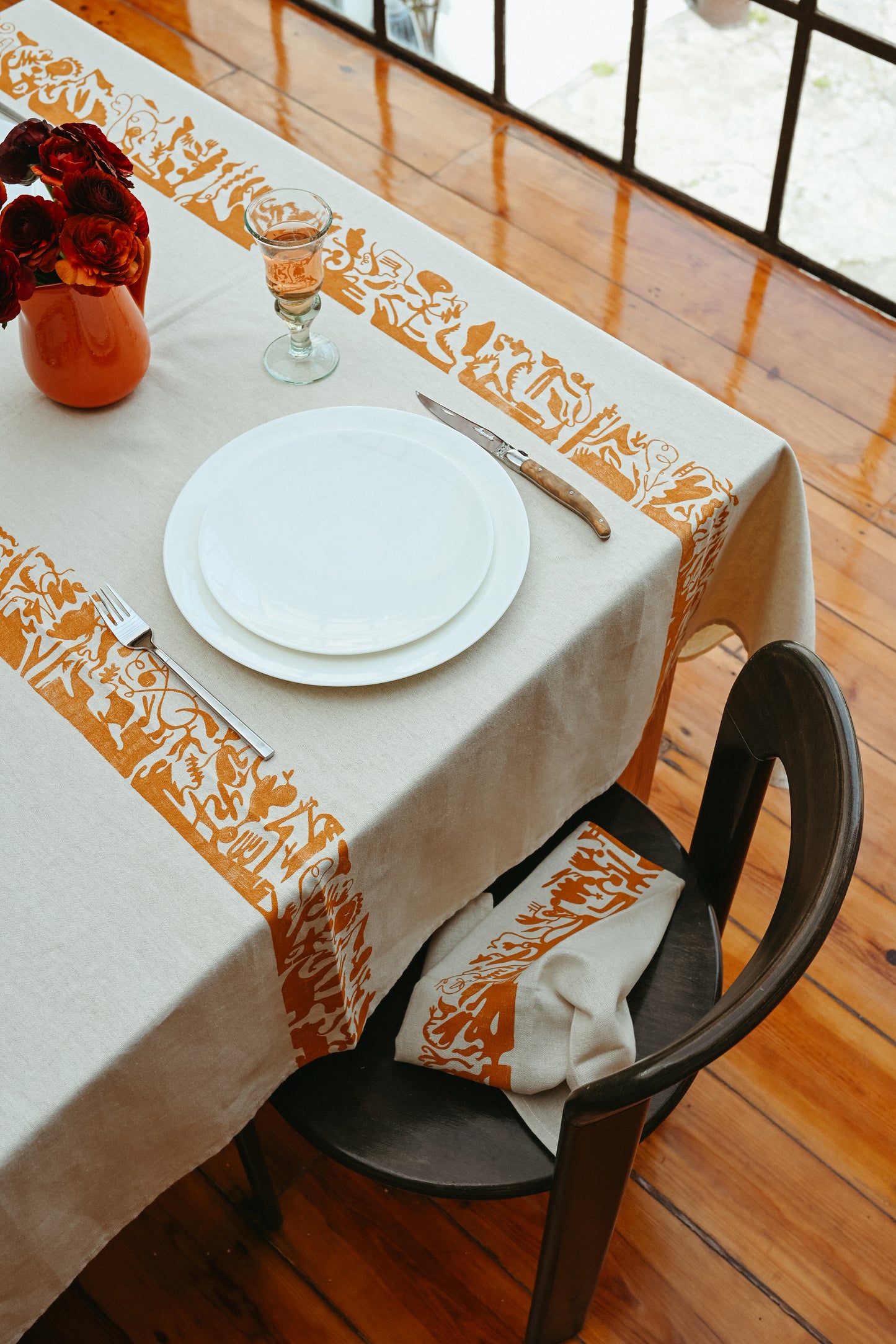 Pocket Treasures tablecloth, Natural Medium