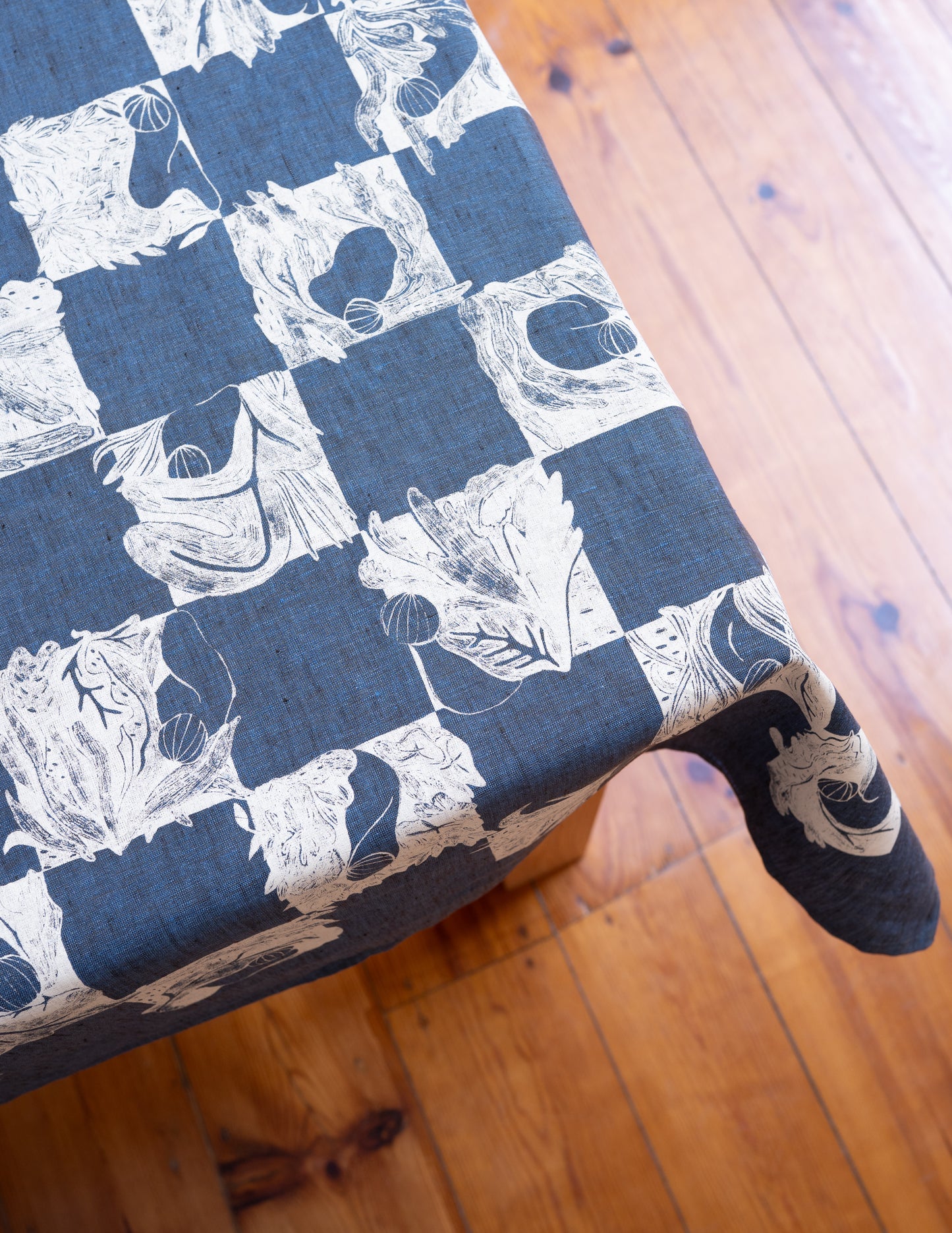 Rousseau Tablecloth, Dark Blue