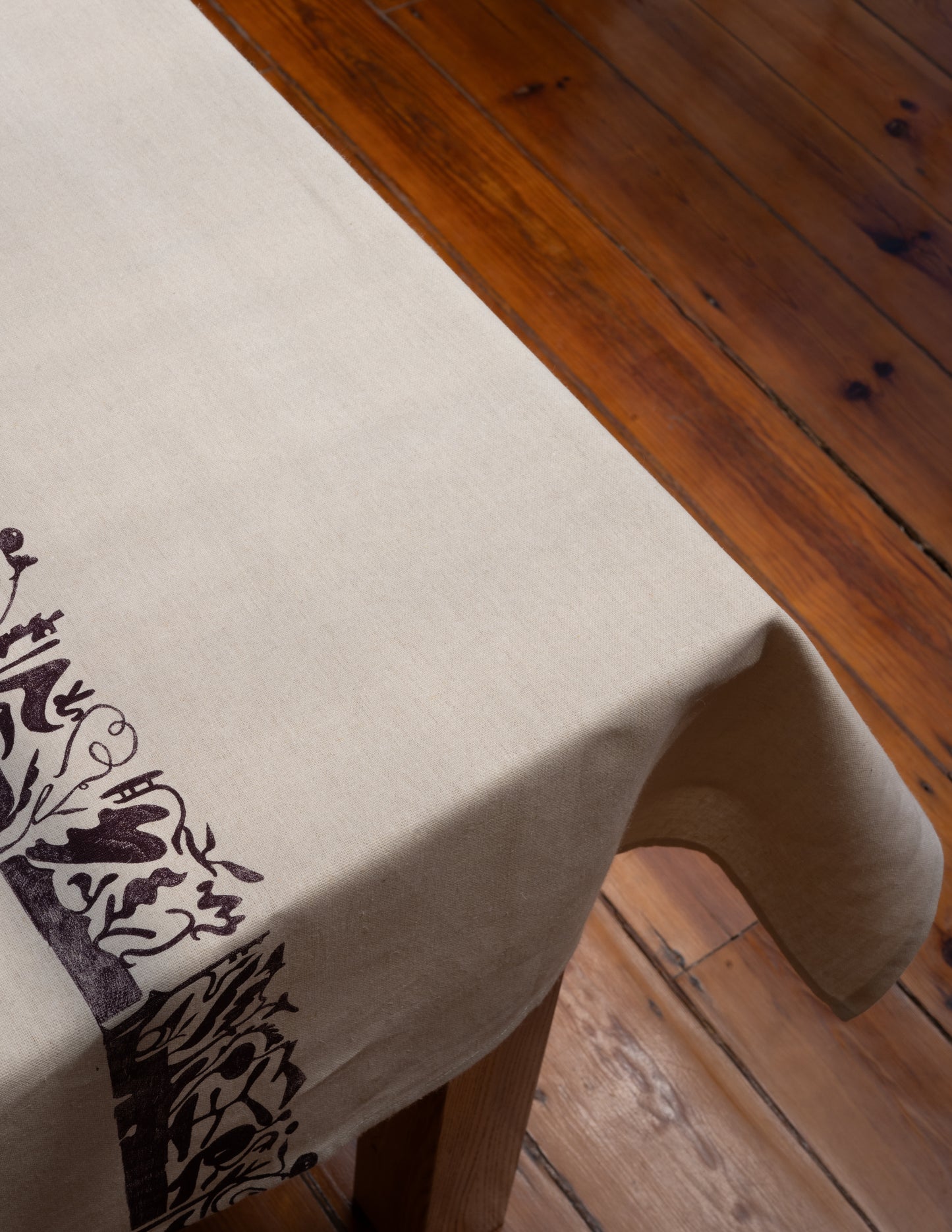 Pocket Treaures tablecloth, small