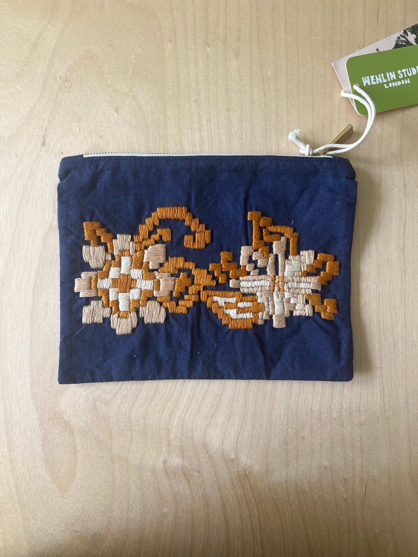 Pouch bag