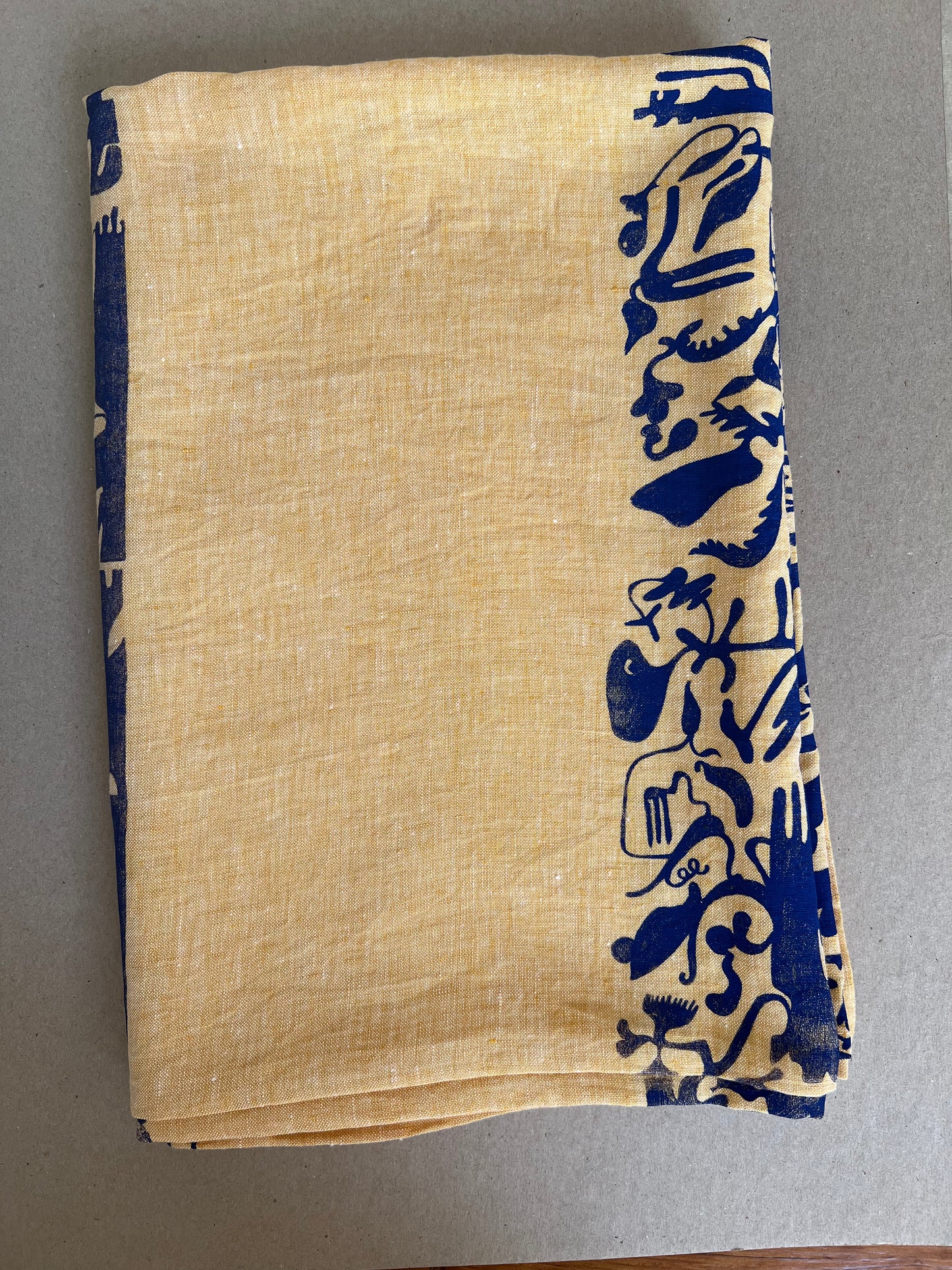 PT limited edition:handloomed linen - medium tablecloth