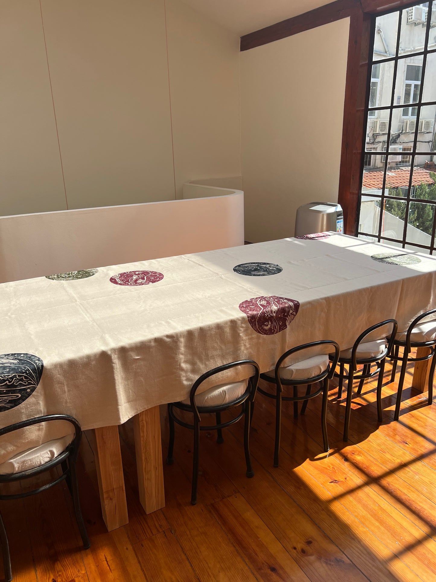 Marble tablecloth - natural medium